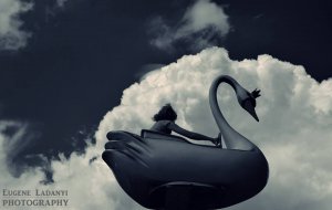 Angyal hattyúháton