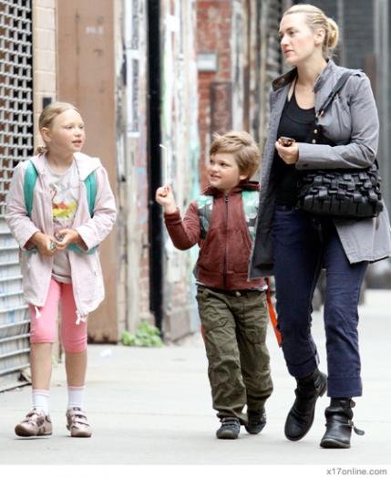 Kate Winslet is egyedülálló ANYA