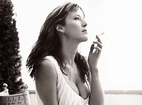 sophie_marceau_smoking_001