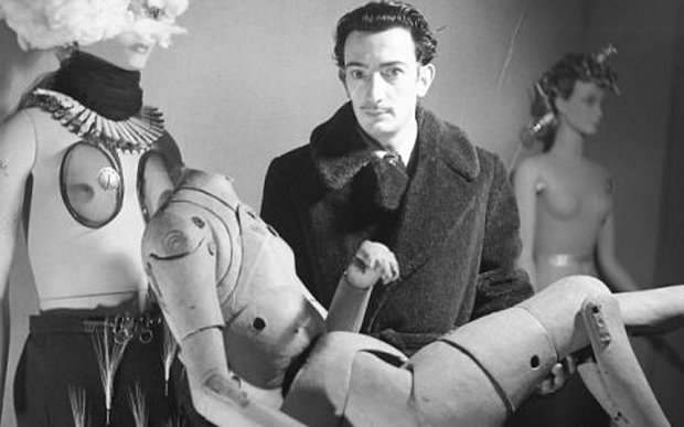 nő,mint játékszer